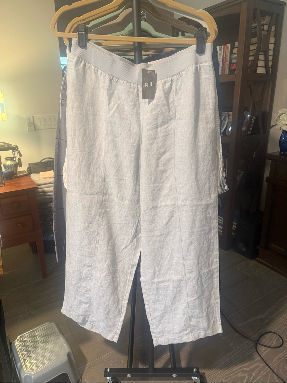 J. Jill Zinc White Petite Linen Blend Pants